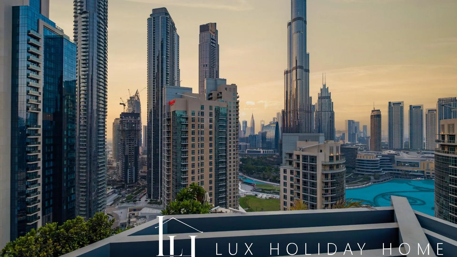 Lux The Burj Khalifa Fountain View Suite Dubai Apartment